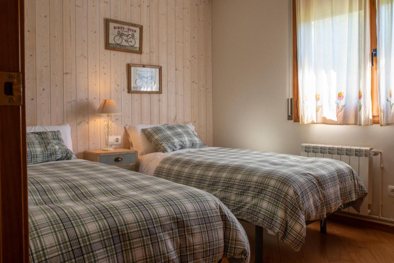 Apartament Cadi- Moixero Bagá Δωμάτιο φωτογραφία